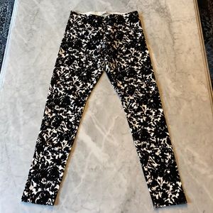 Abercrombie Flocked Velvet Legging Jegging. Medium
